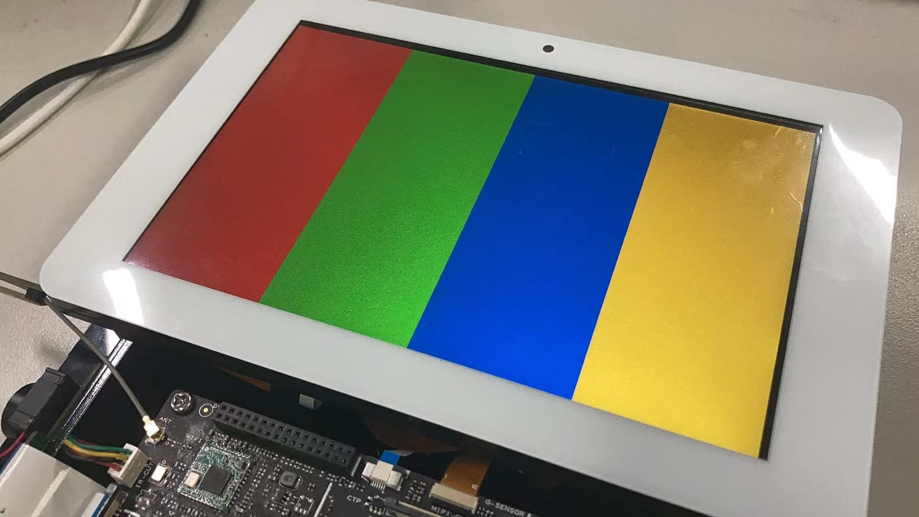 lcd_colorbar